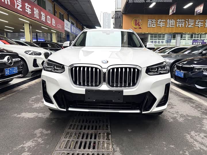Фото 2 - BMW X3