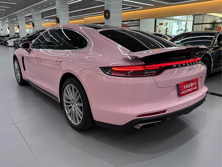 Фото 4 - Porsche Panamera