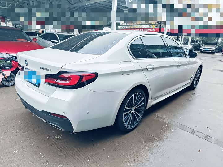 Фото 9 - BMW 5 Series