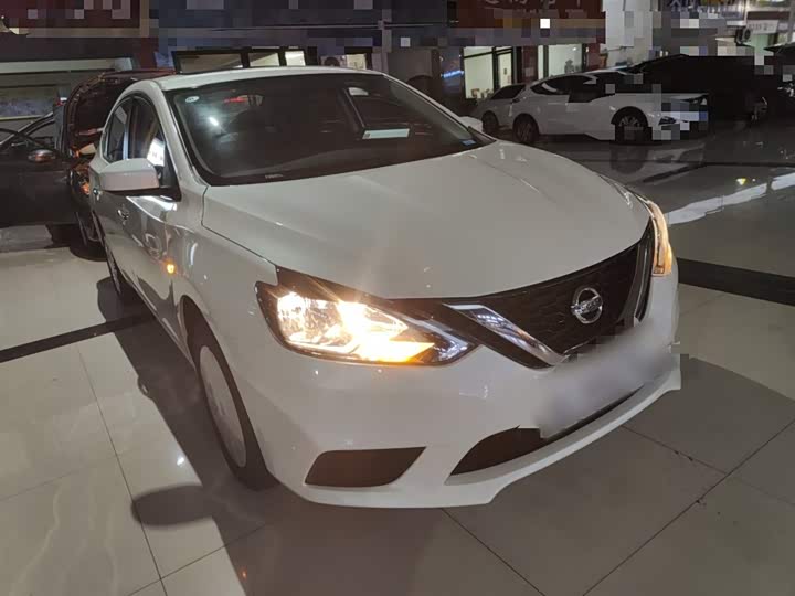 Фото 4 - Nissan Sylphy