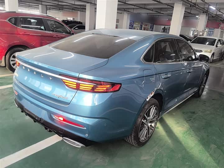 Фото 7 - Geely Preface