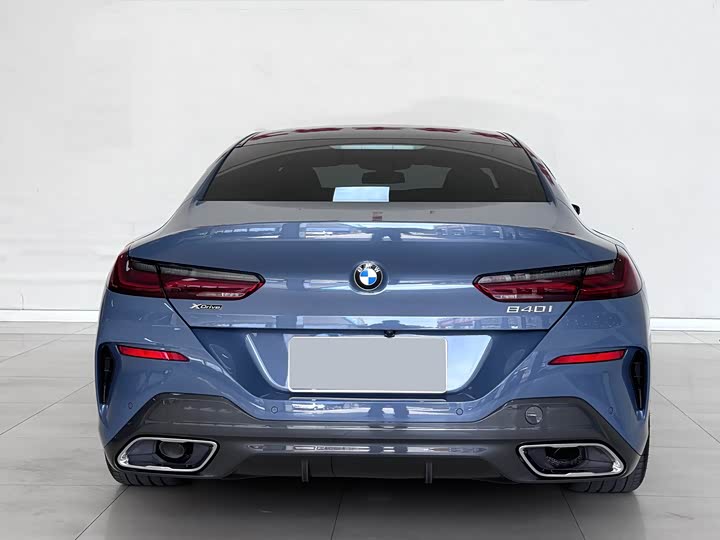Фото 4 - BMW 8 Series