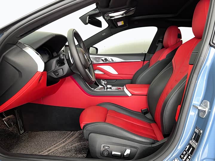 Фото 8 - BMW 8 Series