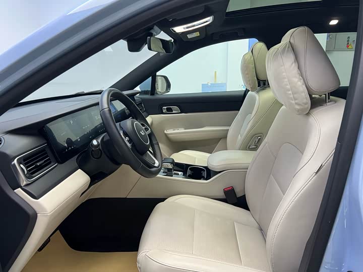 Фото 8 - LiXiang One