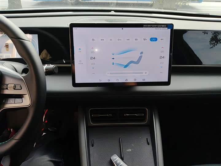 Фото 5 - BYD Qin L