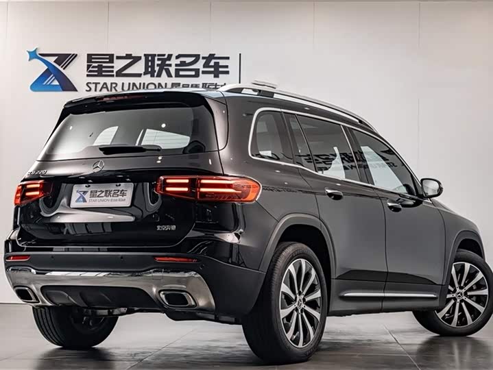 Фото 7 - Mercedes-Benz GLB-Class