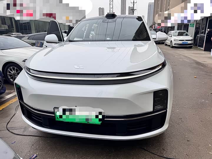 Фото 2 - LiXiang L7