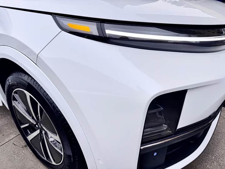 Фото 3 - LiXiang L7