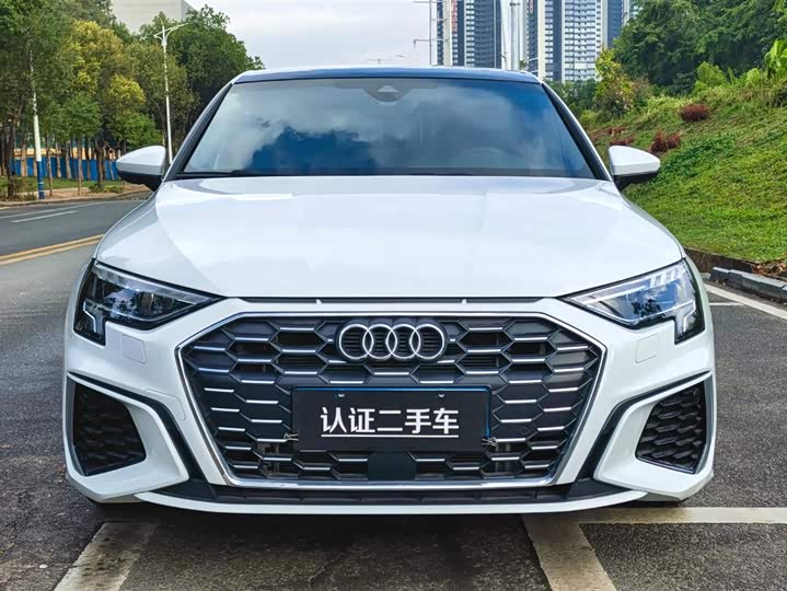 Фото 2 - Audi A3