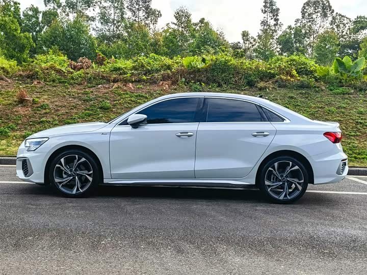 Фото 4 - Audi A3