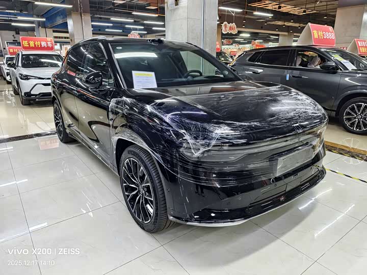 Фото 3 - Zeekr 7X