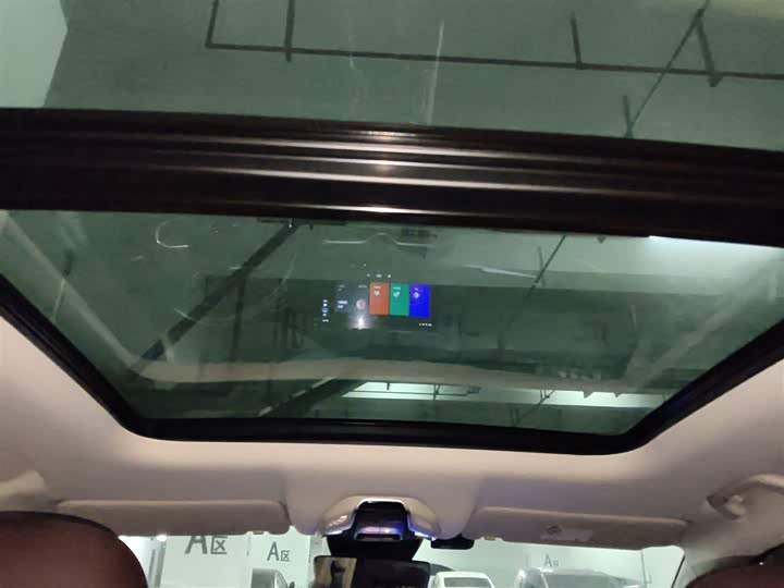 Фото 9 - Geely Okavango