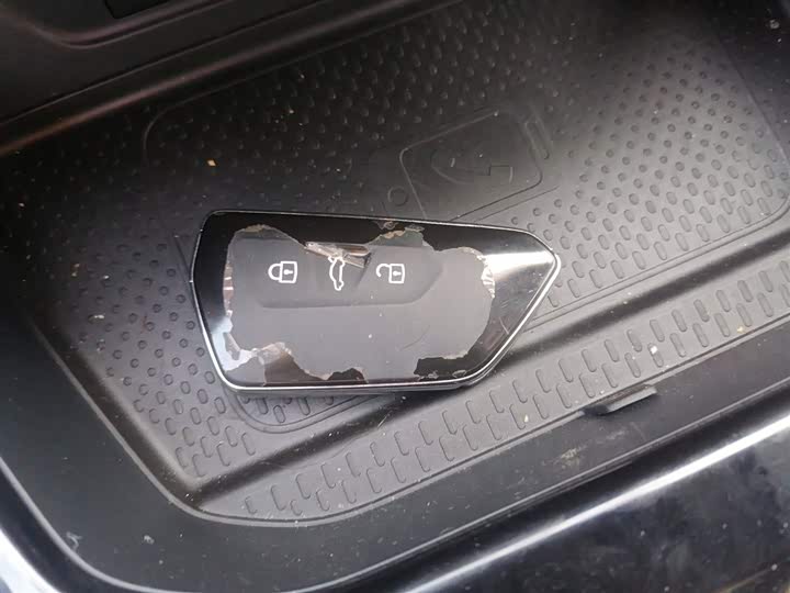 Фото 9 - Volkswagen Lamando L