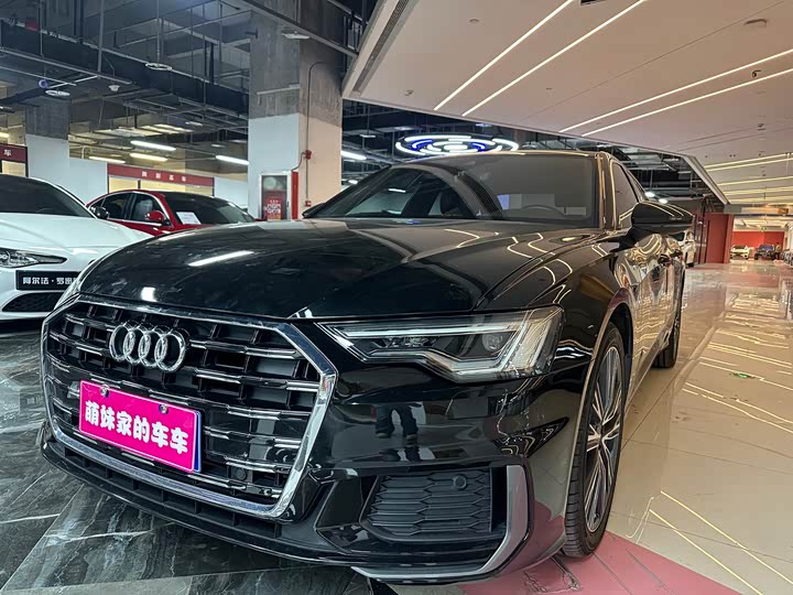 Фото 1 - Audi A6L