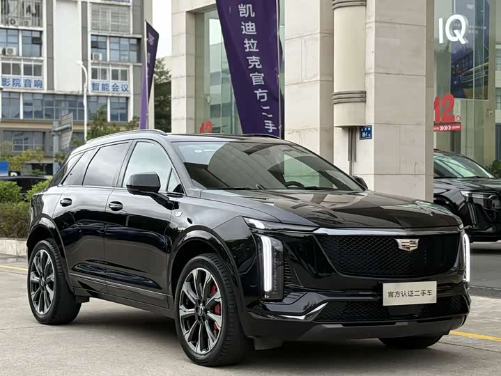 Фото 3 - Cadillac XT5