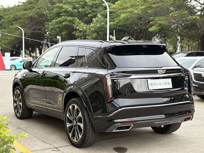 Фото 7 - Cadillac XT5