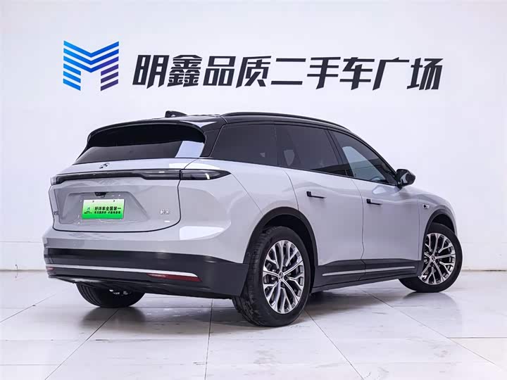 Фото 7 - Nio ES6