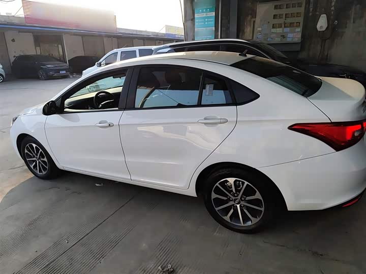 Фото 5 - Chery Arrizo 5