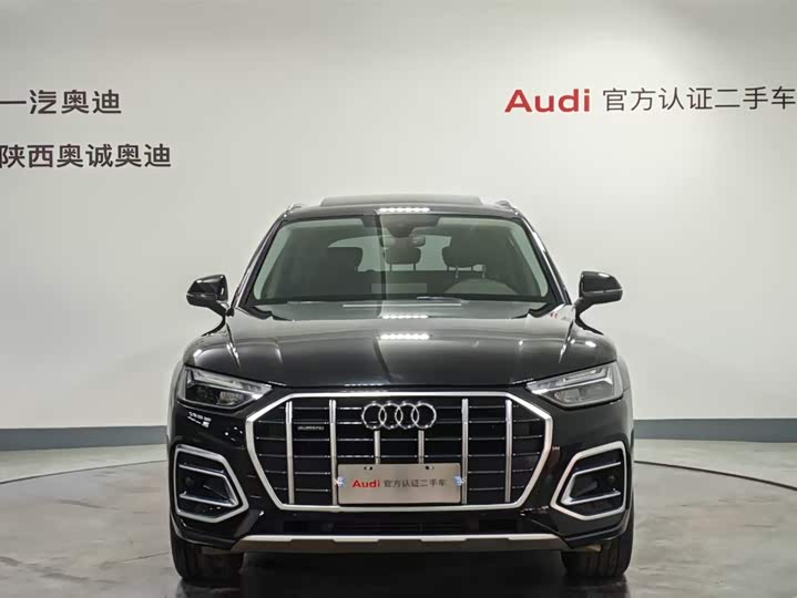 Фото 2 - Audi Q5L