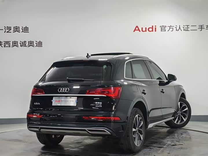 Фото 4 - Audi Q5L