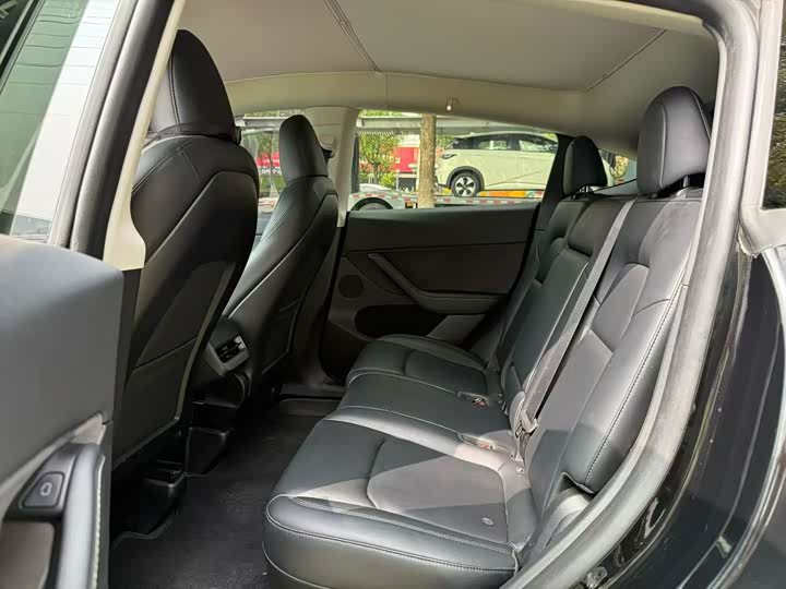 Фото 5 - Tesla Model Y