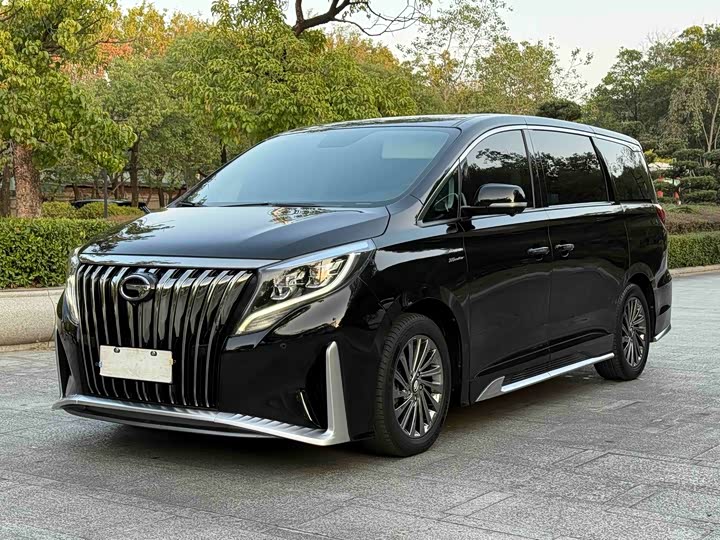 Фото 3 - GAC Trumpchi M8