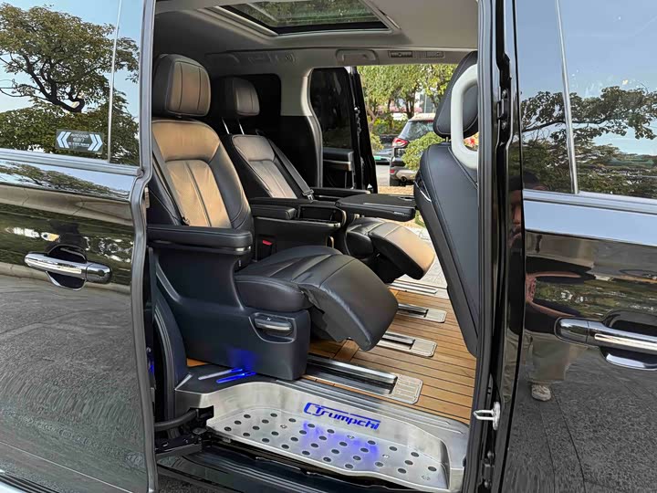 Фото 6 - GAC Trumpchi M8