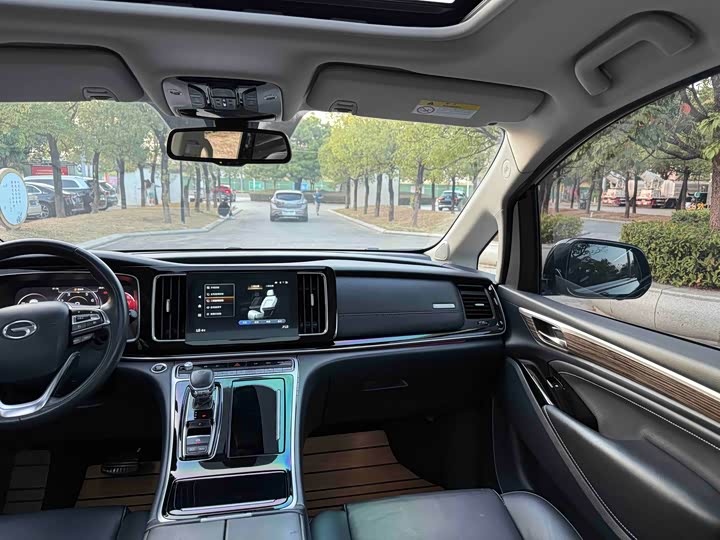 Фото 9 - GAC Trumpchi M8