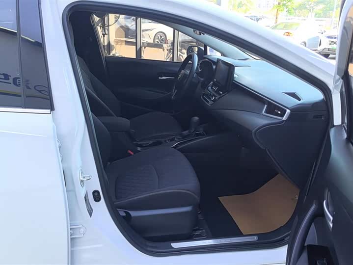 Фото 8 - Toyota Allion