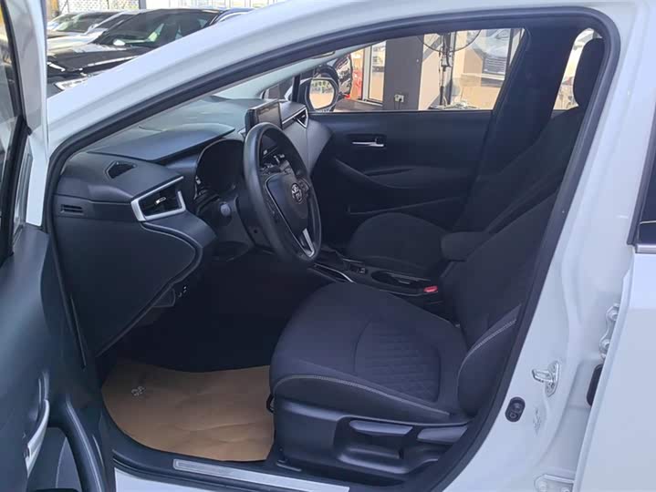 Фото 9 - Toyota Allion