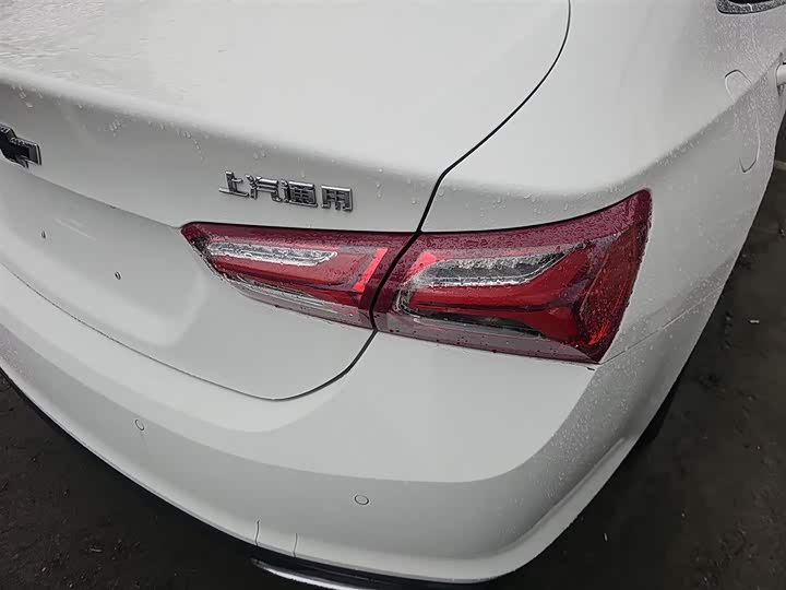 Фото 8 - Chevrolet Malibu XL