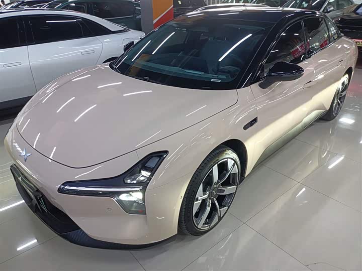 Фото 2 - XPeng Mona M03