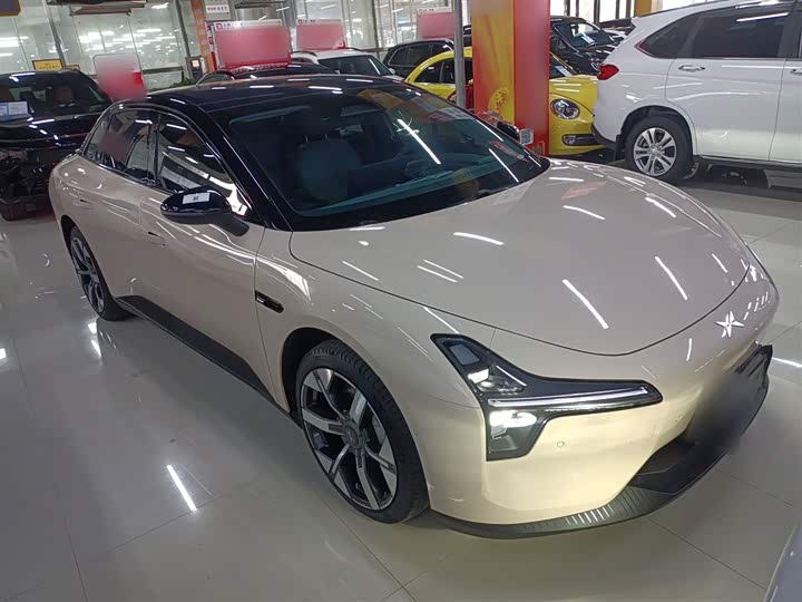 Фото 4 - XPeng Mona M03