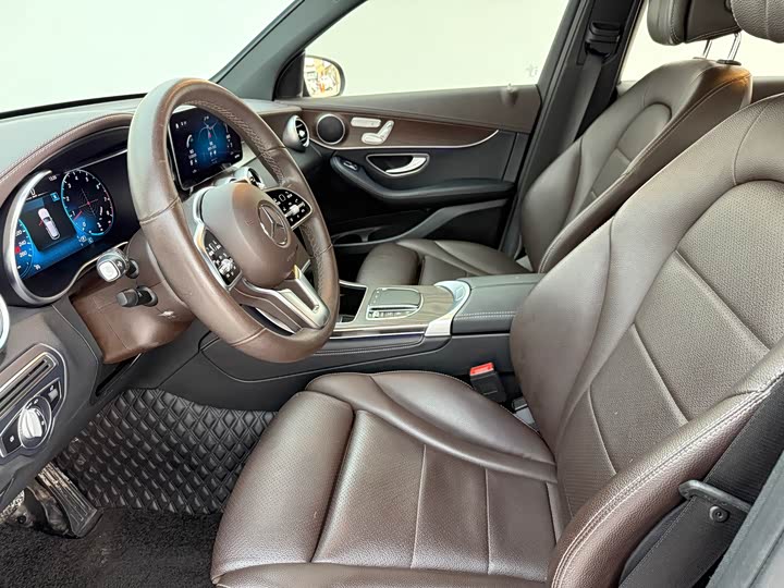 Фото 5 - Mercedes-Benz GLC-Class