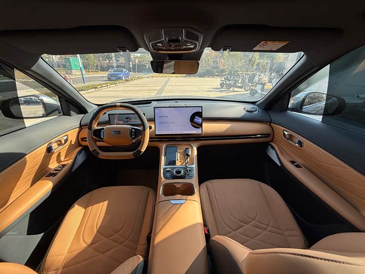 Фото 6 - Geely Galaxy Starship 7