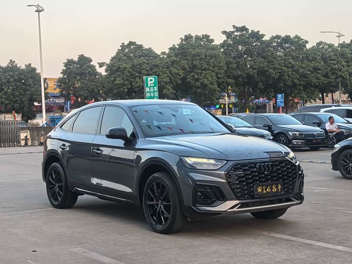 Фото 3 - Audi Q5L Sportback