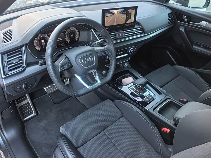 Фото 4 - Audi Q5L Sportback