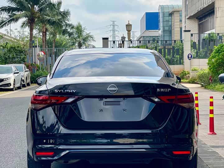 Фото 8 - Nissan Sylphy