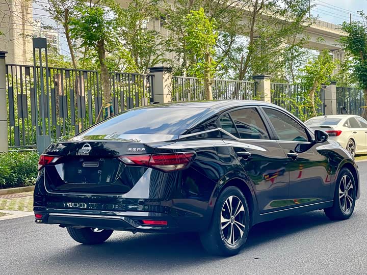 Фото 9 - Nissan Sylphy