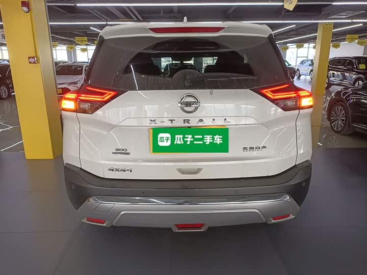 Фото 6 - Nissan X-Trail