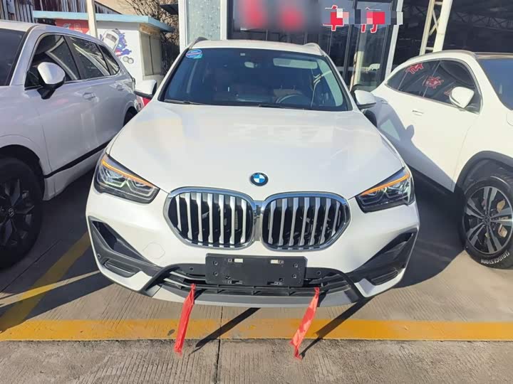 Фото 3 - BMW X1