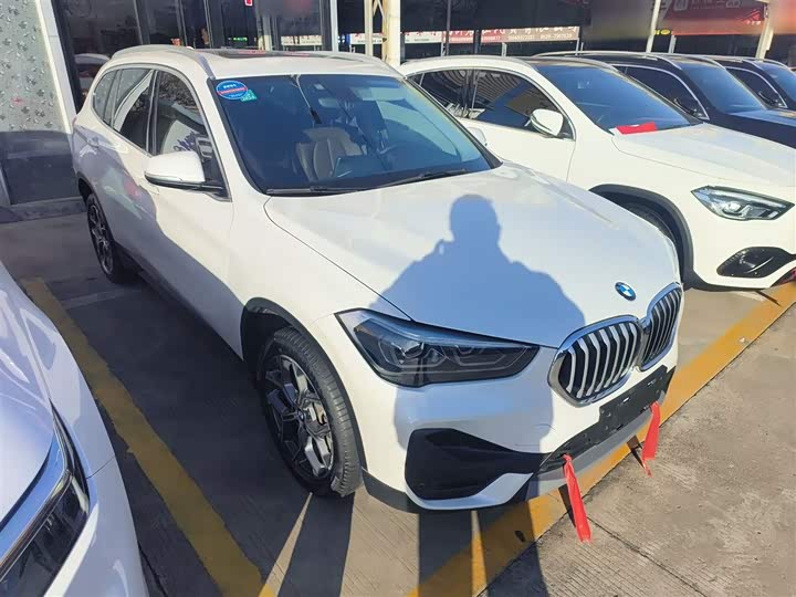 Фото 4 - BMW X1