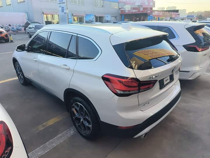 Фото 5 - BMW X1
