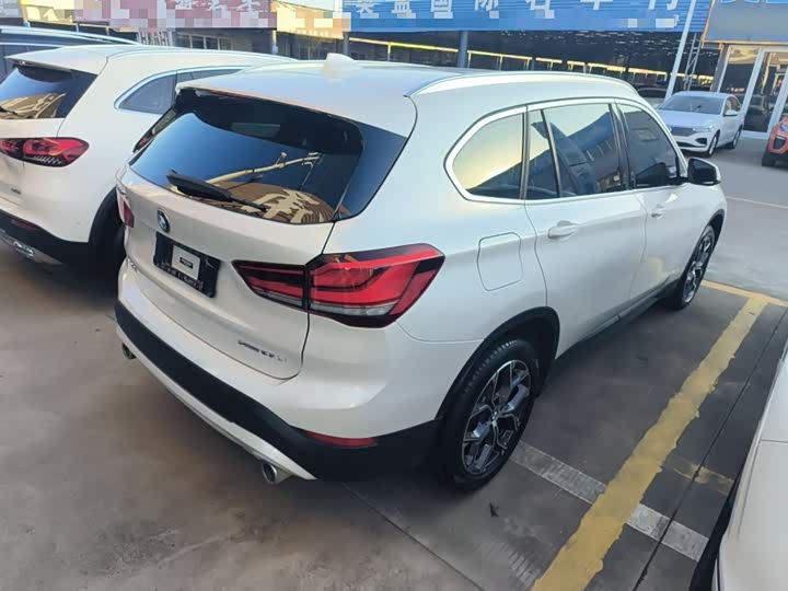 Фото 7 - BMW X1