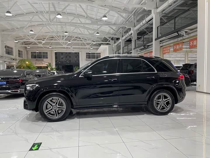 Фото 3 - Mercedes-Benz GLE-Class