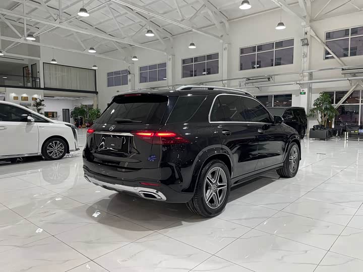 Фото 6 - Mercedes-Benz GLE-Class