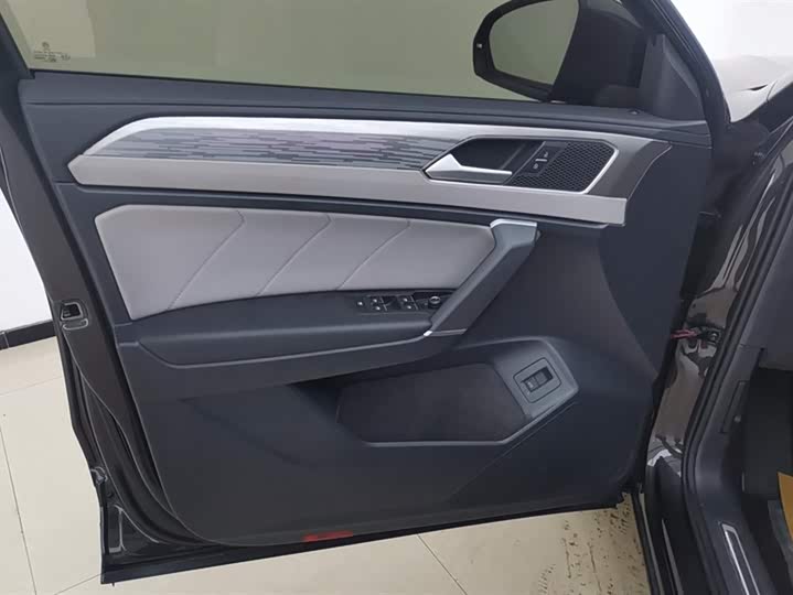 Фото 7 - Volkswagen Tayron