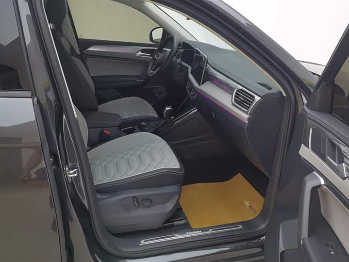 Фото 8 - Volkswagen Tayron