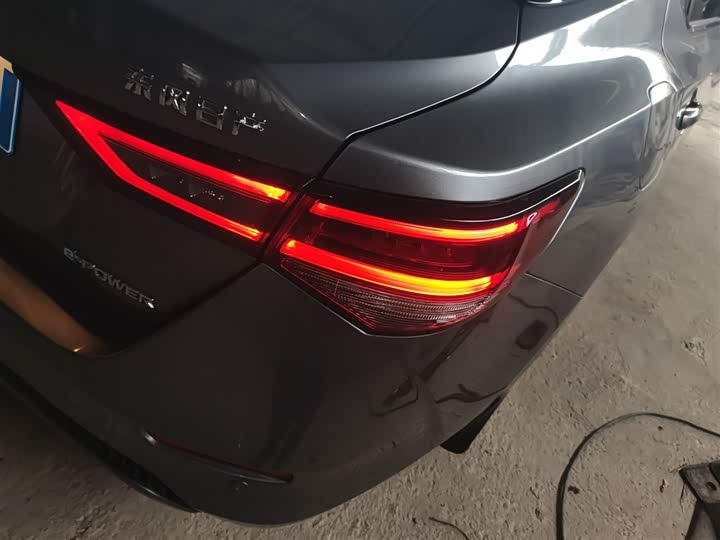 Фото 8 - Nissan Sylphy