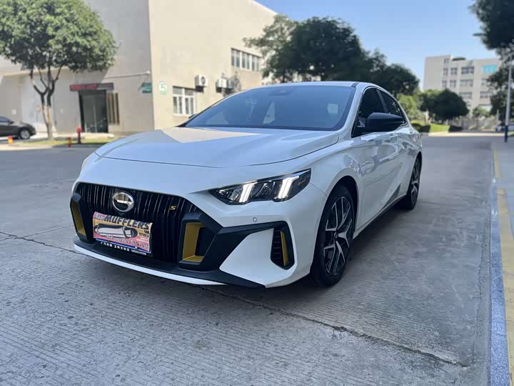 Фото 1 - GAC Trumpchi Empow R